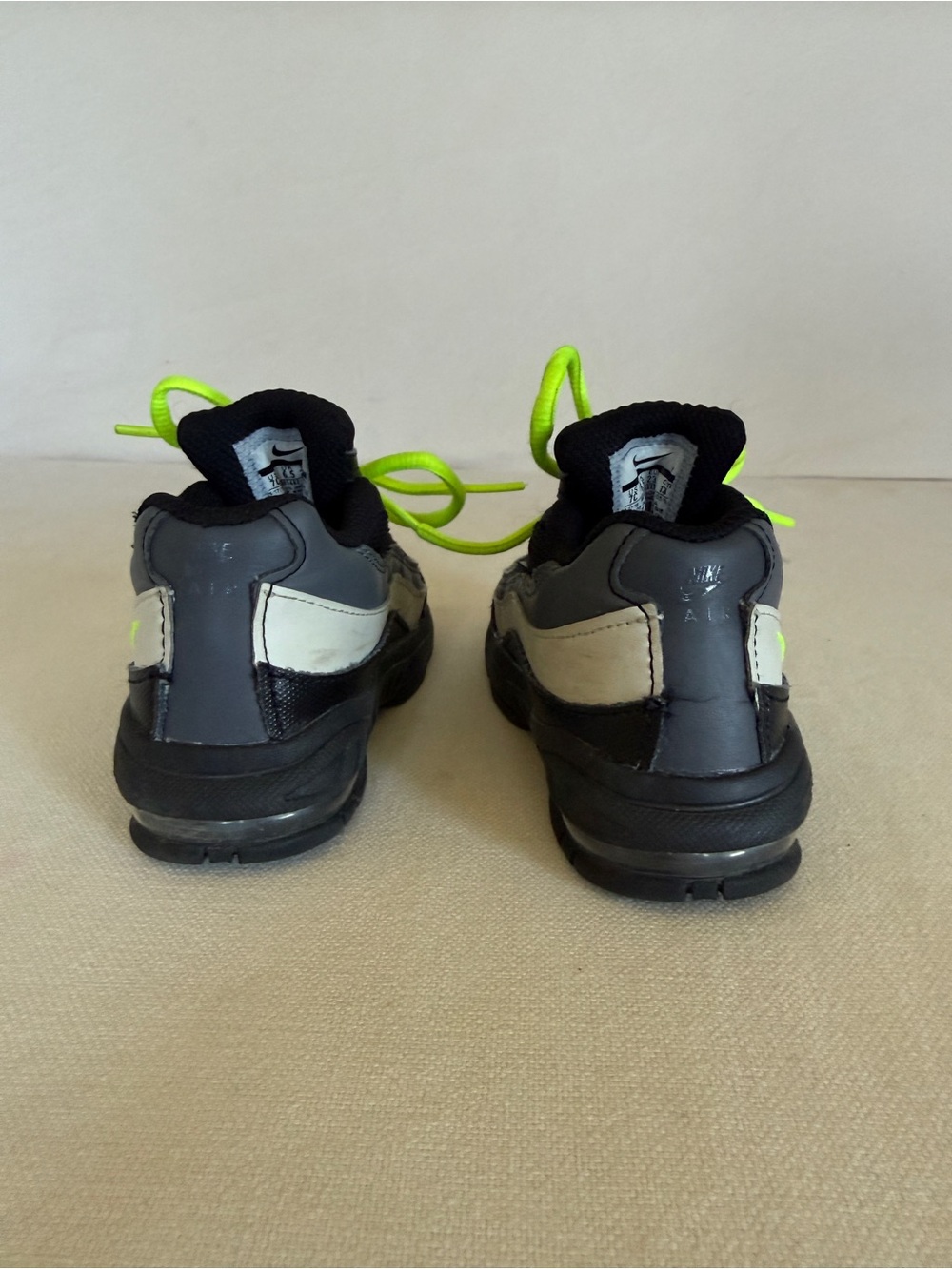Nike Air Max 95 TD sneakers in a "Black Volt" colorway size 7C - Picture 6 of 11